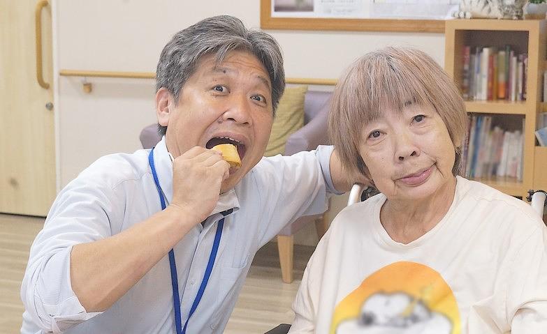 春巻きを揚げていただきました