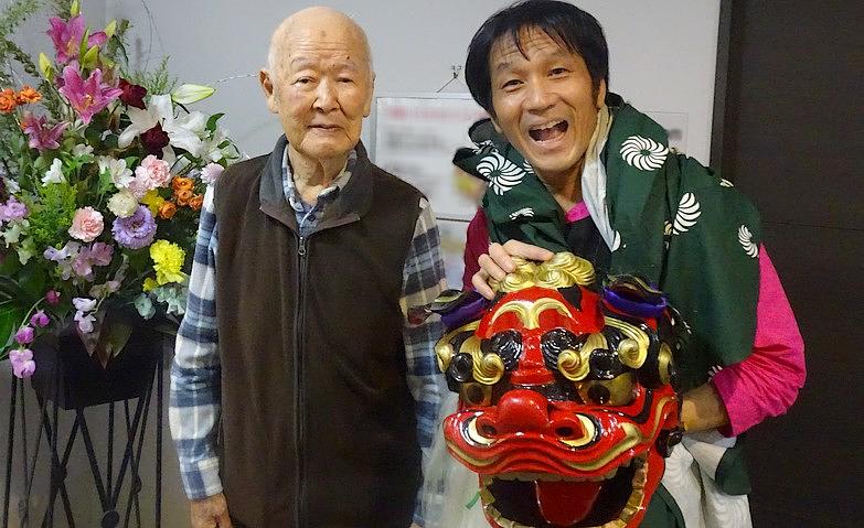 獅子頭と一緒に