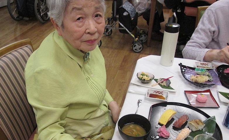 「おいしい～！」