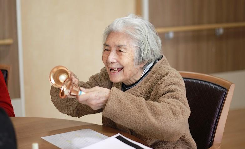 不定期開催ハンドベル会！