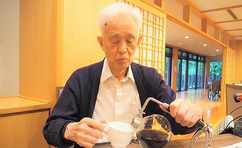 サイフォンで楽しむカフェタイム