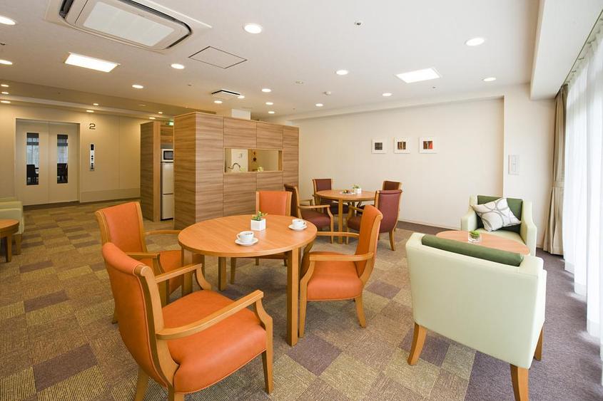 2F ティールーム