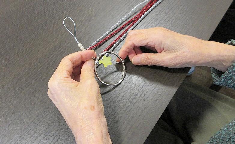 リースのキーホルダーを作ろう～手芸倶楽部～