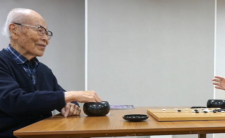 囲碁で真剣勝負！
