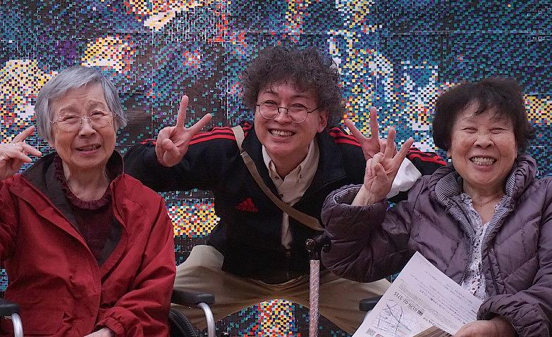 ART展で記念撮影