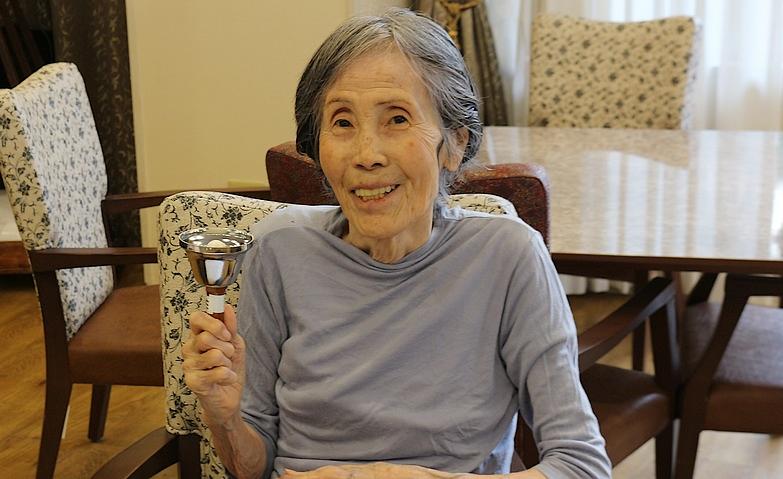 音色と歌声が広がるハンドベル教室