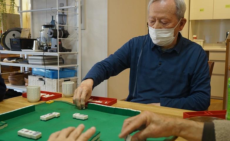 麻雀で真剣勝負！