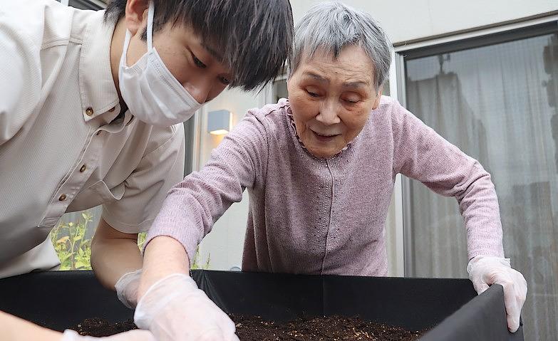 思いを込めた種まき
