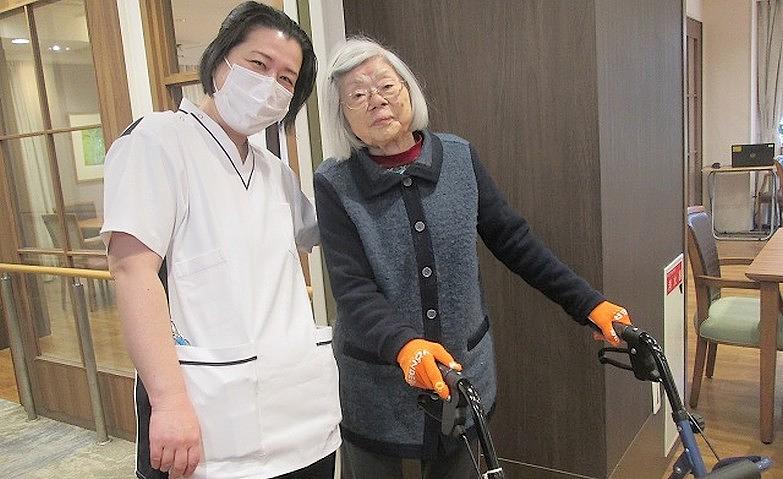 ホーム近隣へお散歩へ！