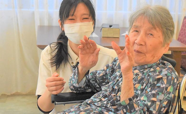 笑顔で体操
