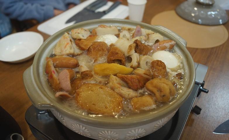 畑で収穫したダイコンでおでん