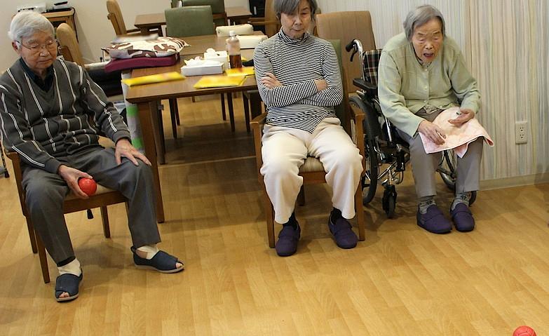 ボッチャの練習をしました