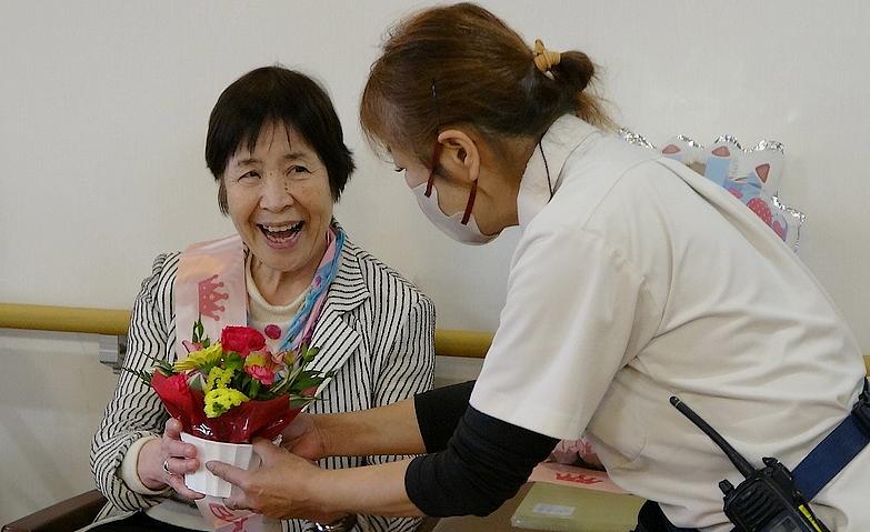 お誕生日会～お誕生日おめでとうございます！～