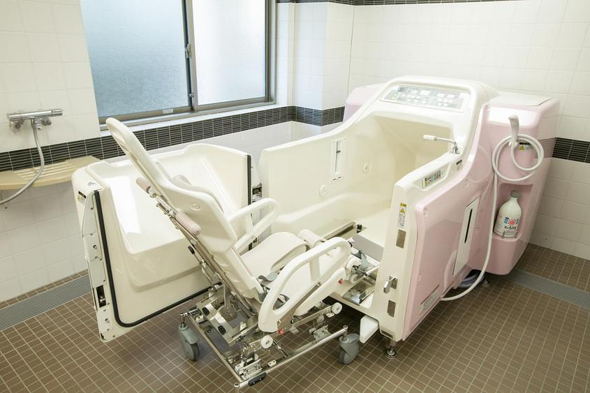 機械浴室（車椅子対応）