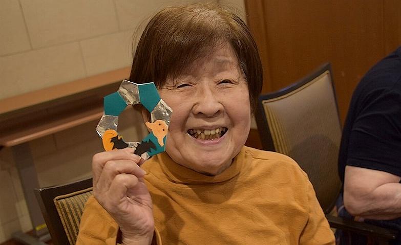 ハロウィンの飾り作り