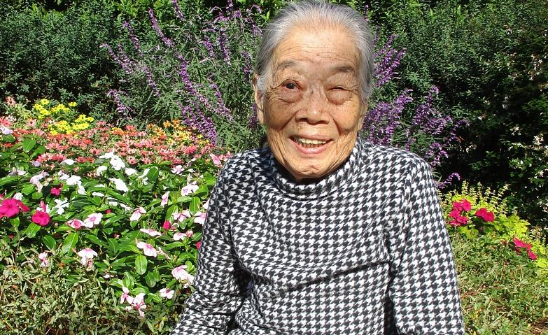 外気浴～お花に囲まれて～