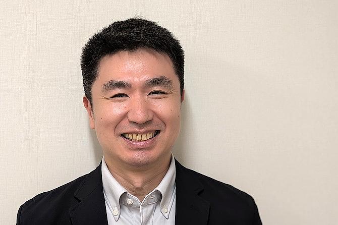 「まどか王子」ホーム長