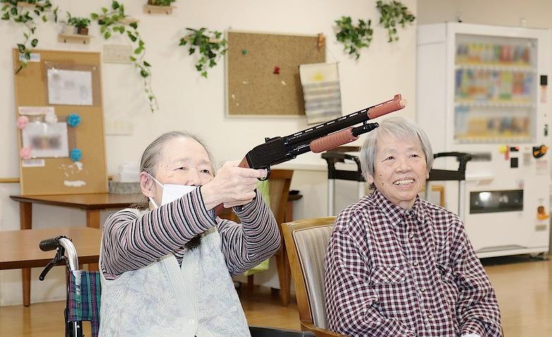 射的！