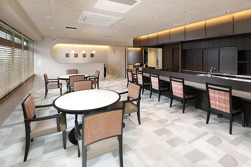 2F ダイニングルーム