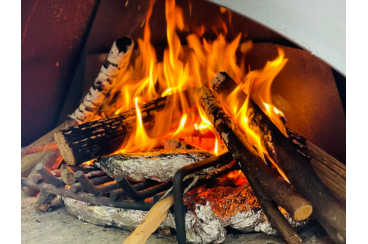 暖炉で焼き芋作り画像1