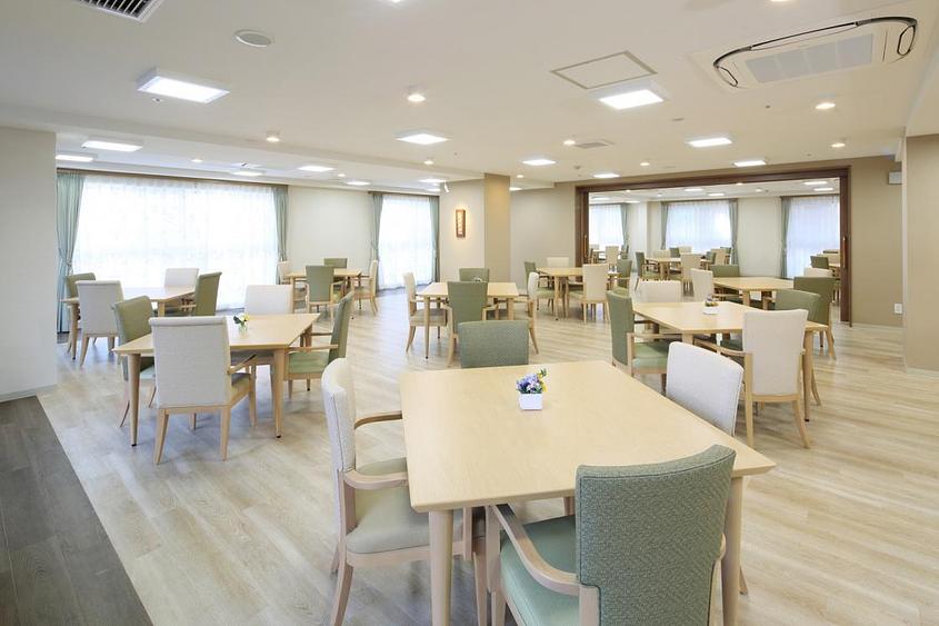1F ダイニングルーム兼機能訓練室