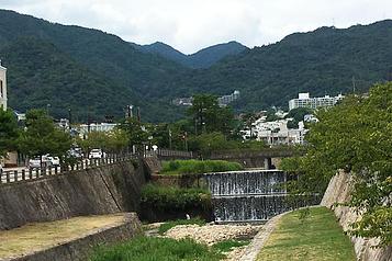 芦屋川