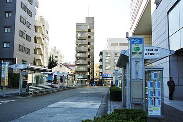 東急田園都市線「用賀駅」 バスターミナル