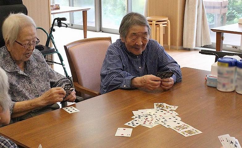 トランプ～つい顔に出てしまいます～