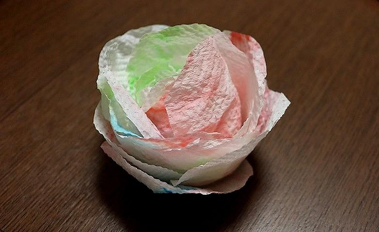 ペーパーフラワー作り