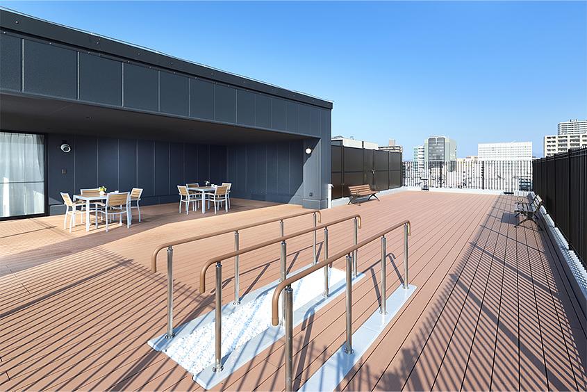 7F ウッドデッキ