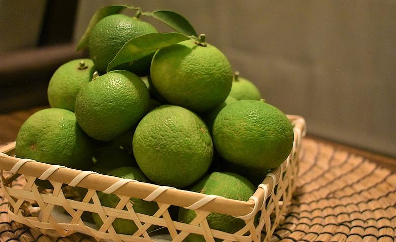 今が季節のすだち