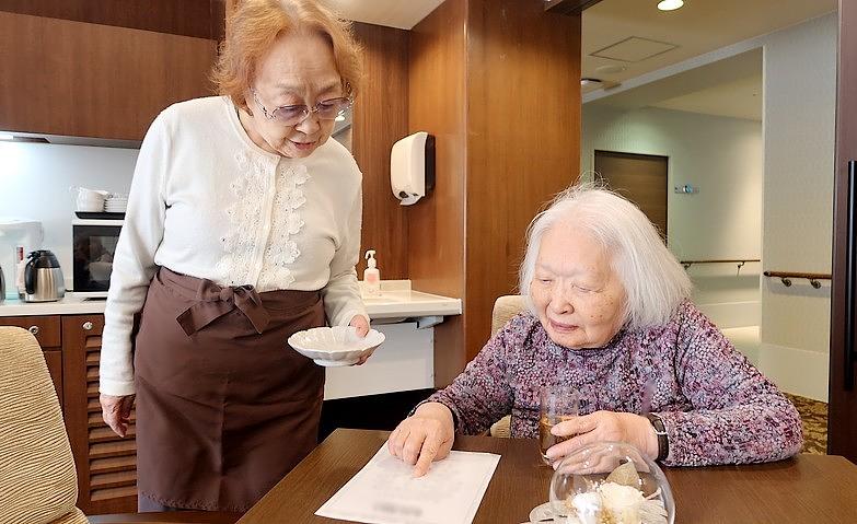 お飲み物はいかがですか？