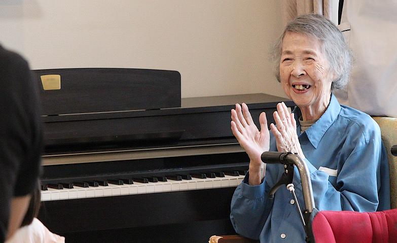 園児たちと小さなコンサート