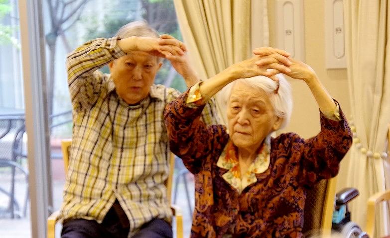 朝の集団体操