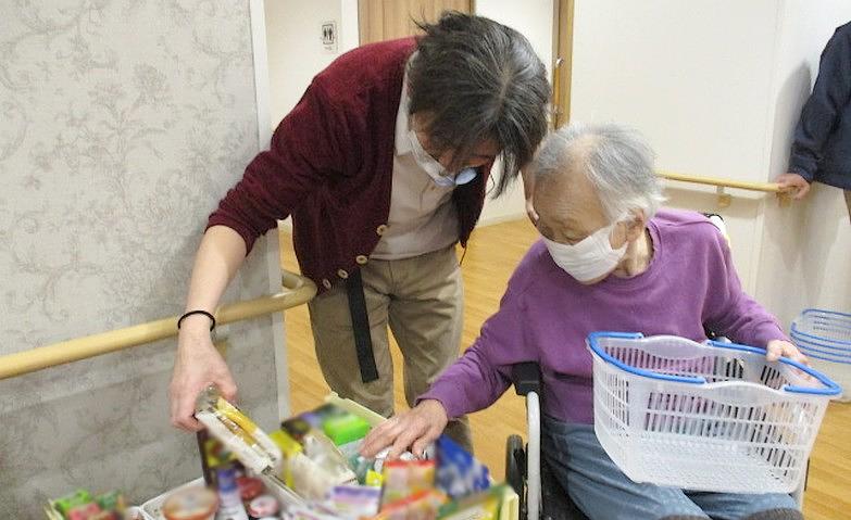 「これおいしいかな？」