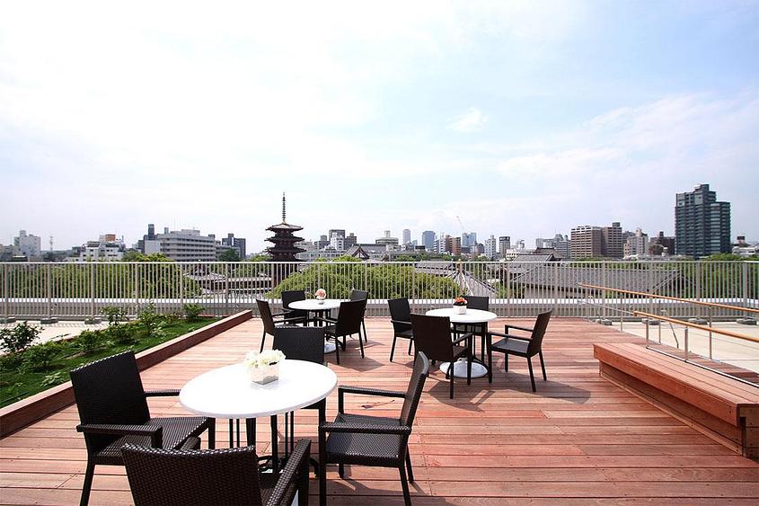 屋上ウッドデッキ
