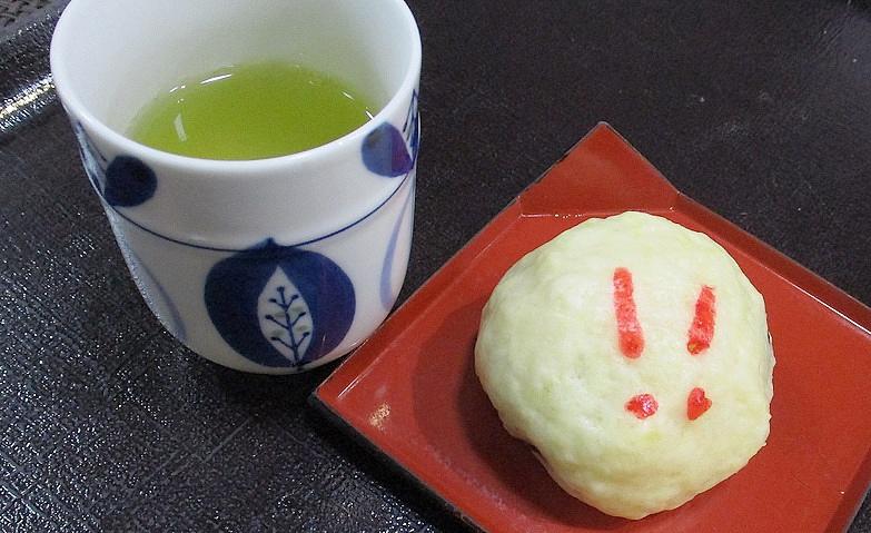 秋を感じる「うさぎまんじゅう」