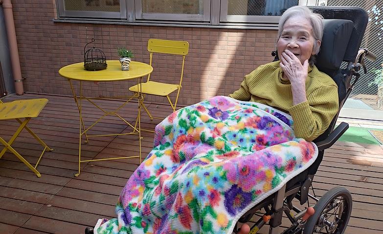 テラスで感じる、春のやわらかなひととき