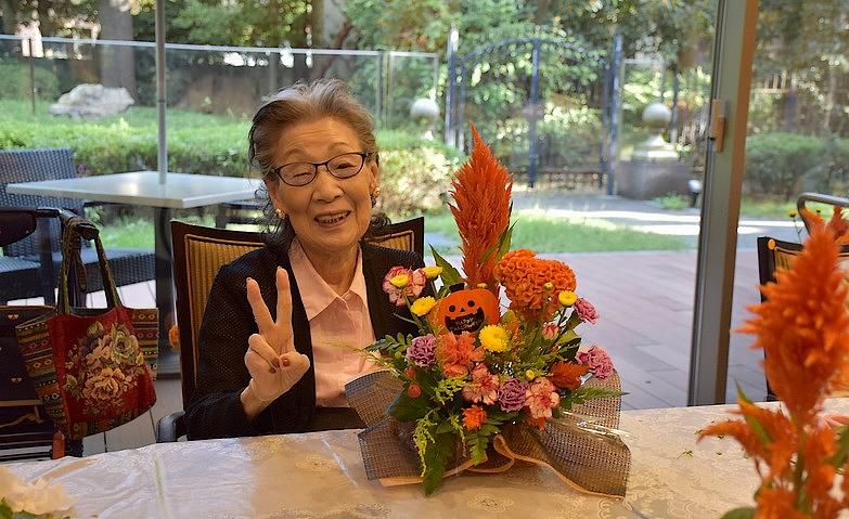 ハロウィンを感じるフラワーアレンジメント！