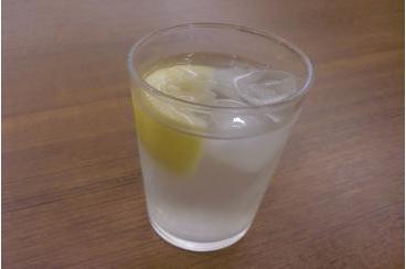 夏にさっぱりレモン水！