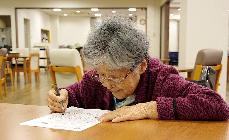 「夕食前に脳トレしませんか？」