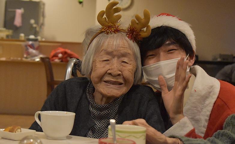 夜のクリスマスパーティー