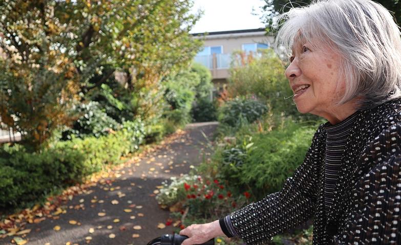 秋のおとずれを感じる庭