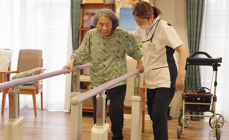 「大きく足を上げましょう！」