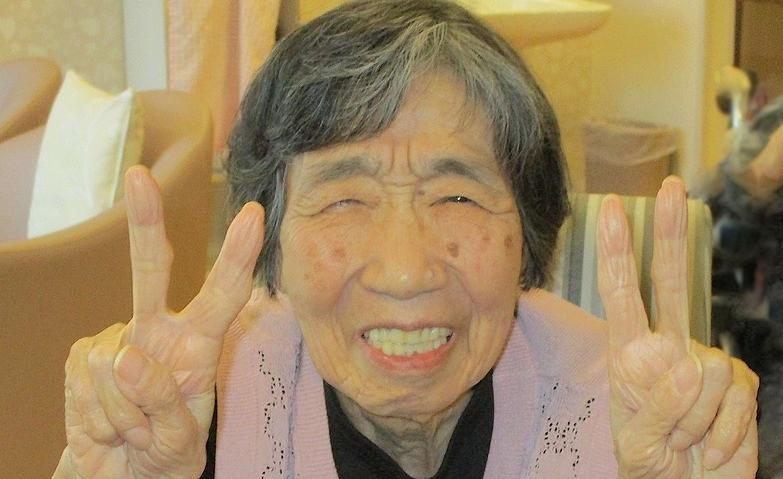 皆様で楽しくリズムに合わせて体操