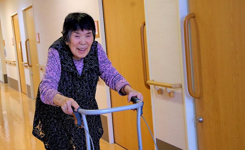 日課の廊下歩行練習