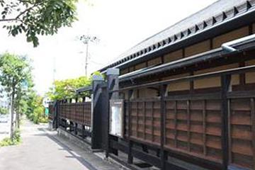 つる舞の里歴史資料館