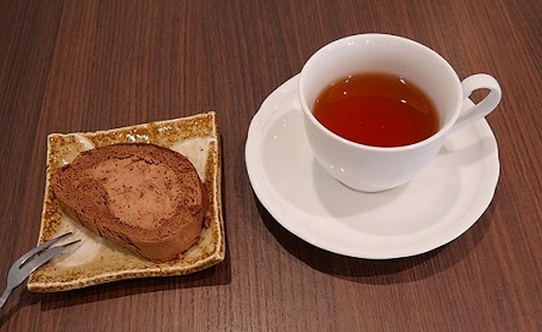 お菓子アクティビティでほっとひと息