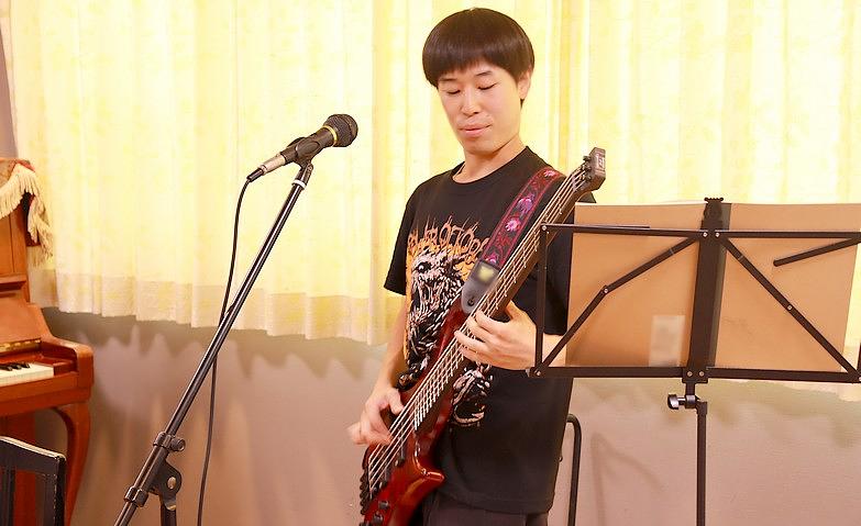 初めてのベース