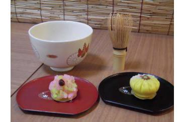 お抹茶と和菓子画像1